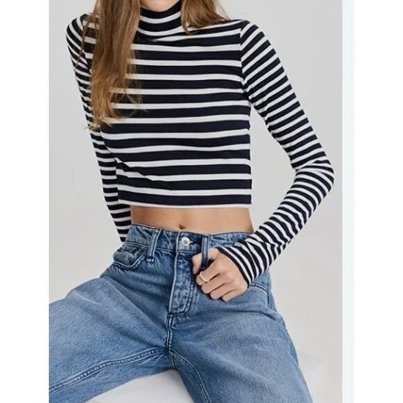 Rag & Bone The Knit Cropped Turtleneck – Navy White Stripe – Size SM - Picture 2 of 7